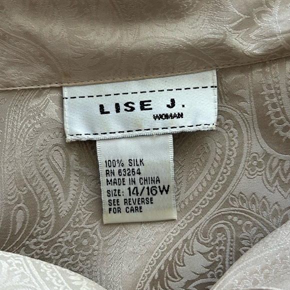 VTG Lise J 90s Silk Button Up SHIRT - Picture 4 of 5